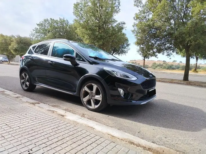 Ford Fiesta 2019 photo 2