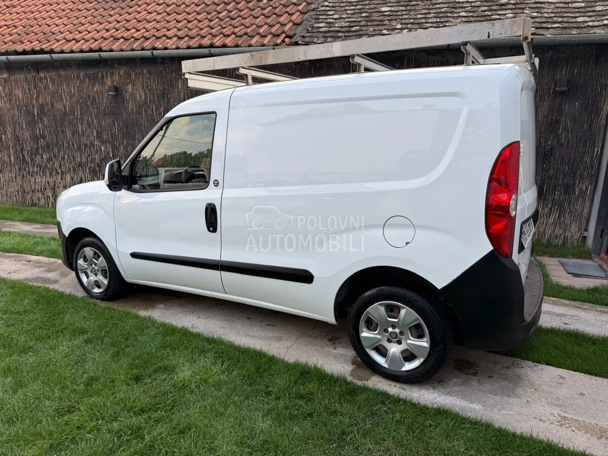 Fiat Doblo 2011 photo 5