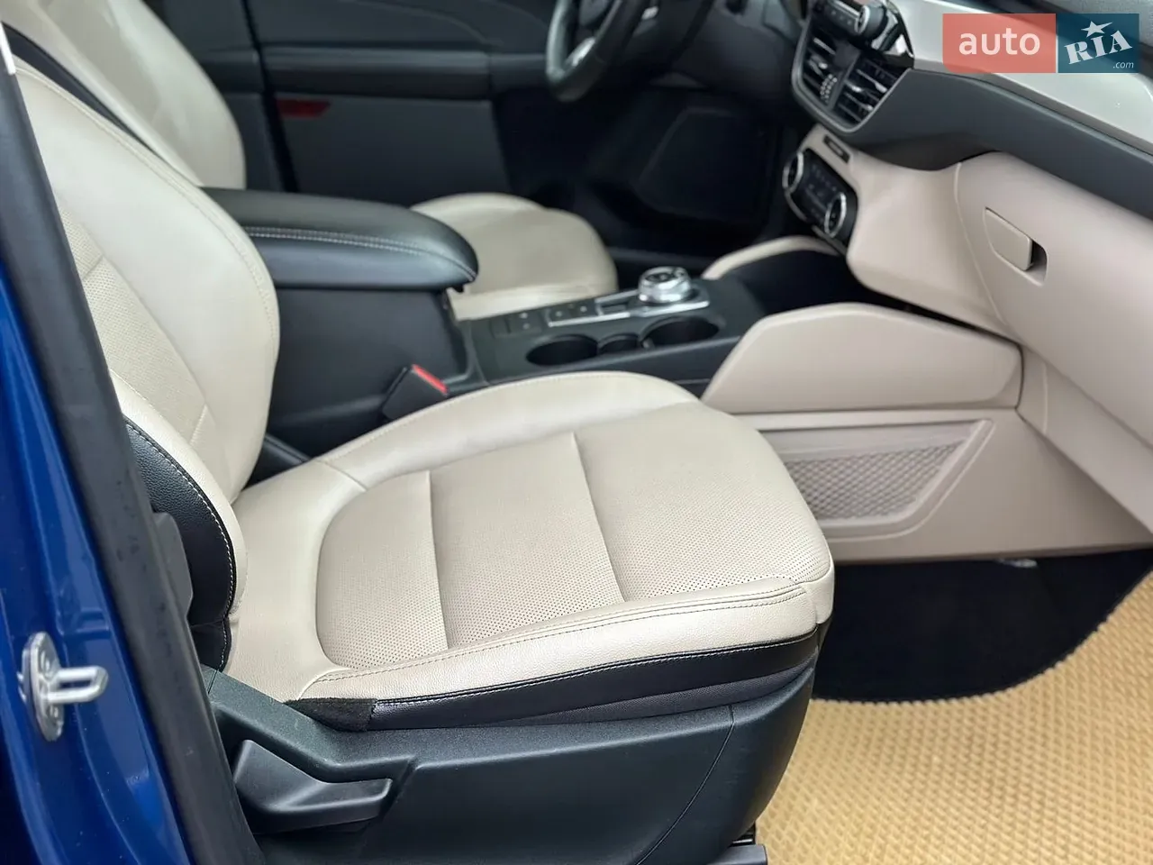 Ford Escape 2022 photo 5