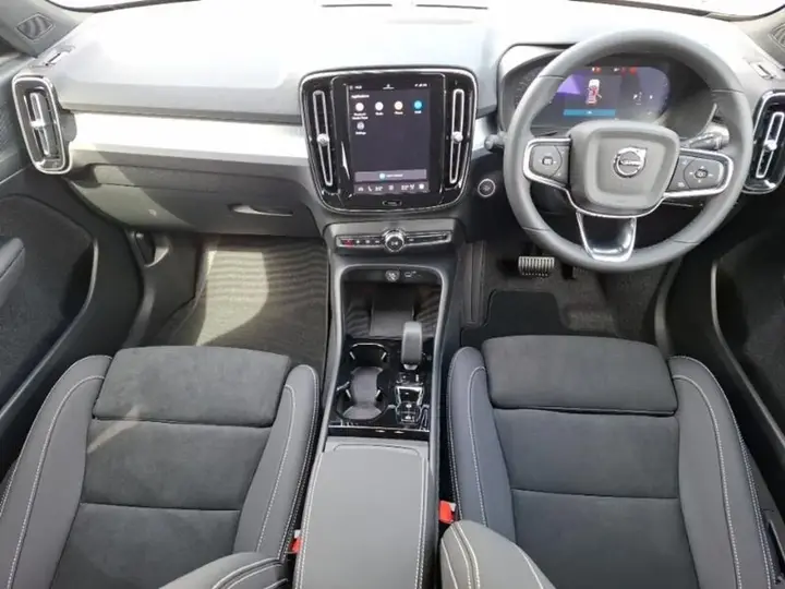 Volvo Xc40 2026 photo 3
