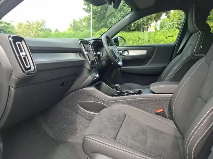 Volvo Xc40 2026 photo 5