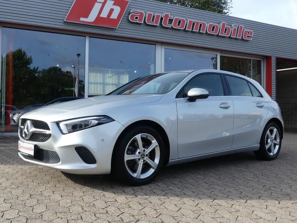 Mercedes-Benz A 200