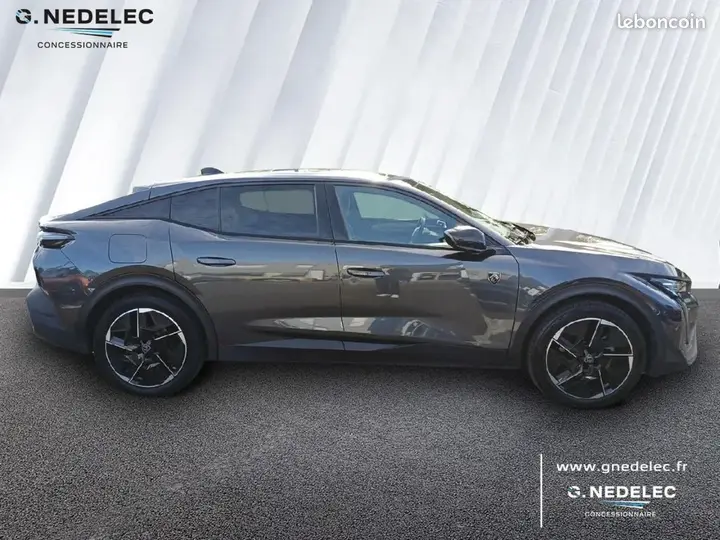 Peugeot 408 2023 photo 4