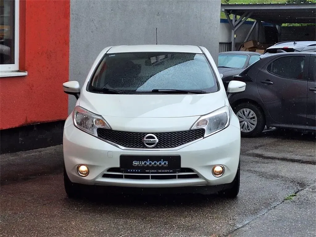 Nissan Note 2017 photo 2