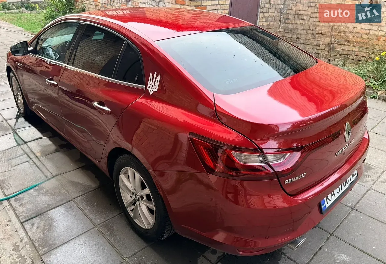 Renault Megane 2017 photo 3