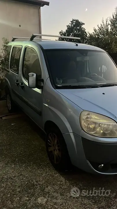 Fiat Doblo 2008 photo 2