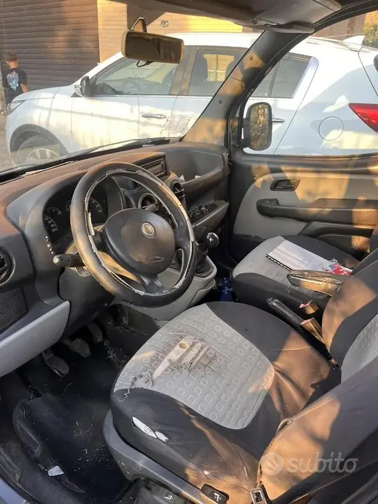 Fiat Doblo 2008 photo 4