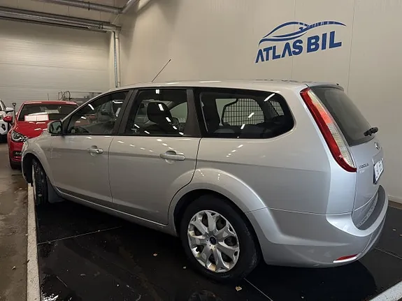 Ford Focus 2010 photo 3