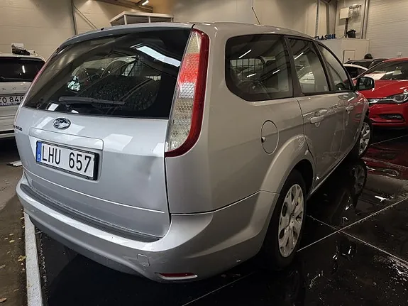 Ford Focus 2010 photo 5