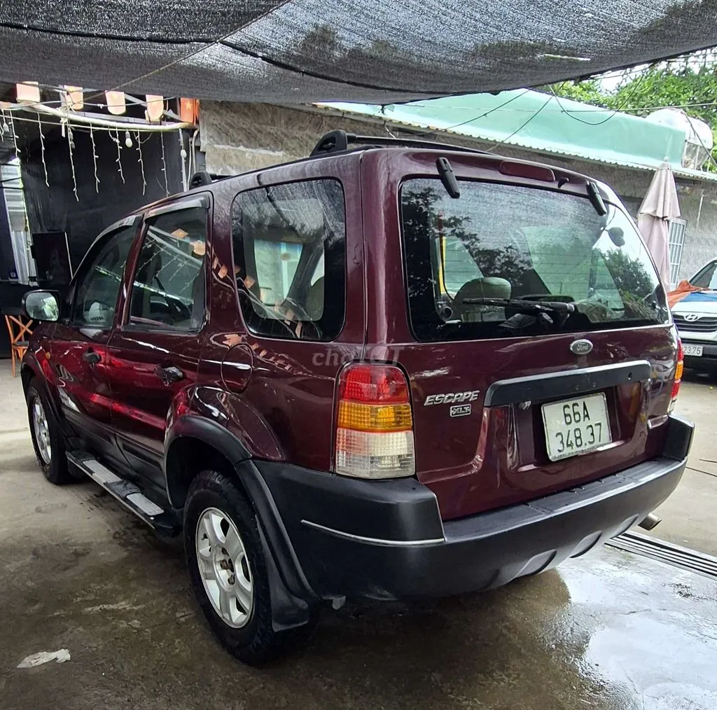 Ford Escape 2003 photo 2