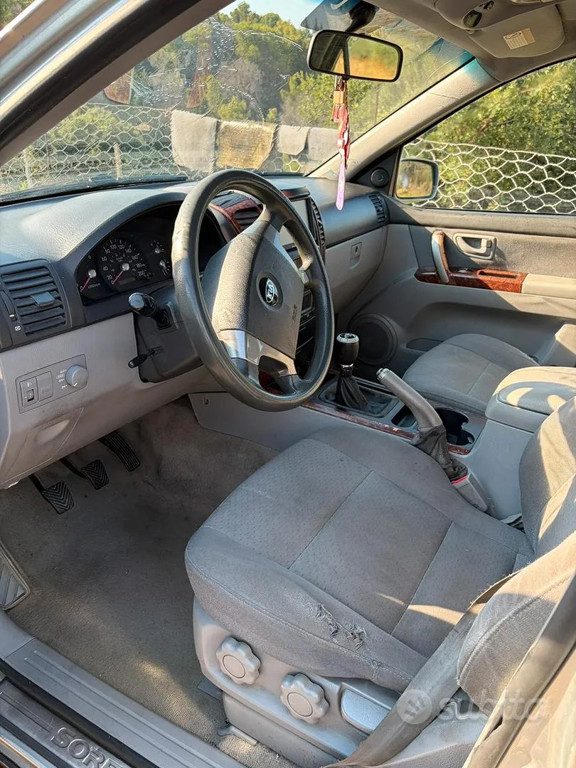 Kia Sorento 2003 photo 4