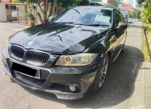 BMW 325I
