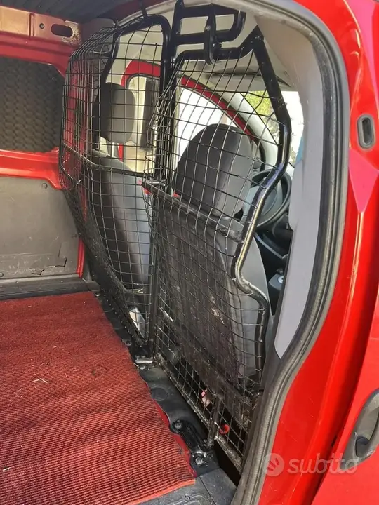Peugeot Bipper 2008 photo 4