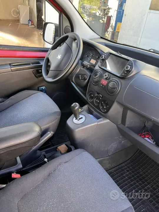 Peugeot Bipper 2008 photo 3