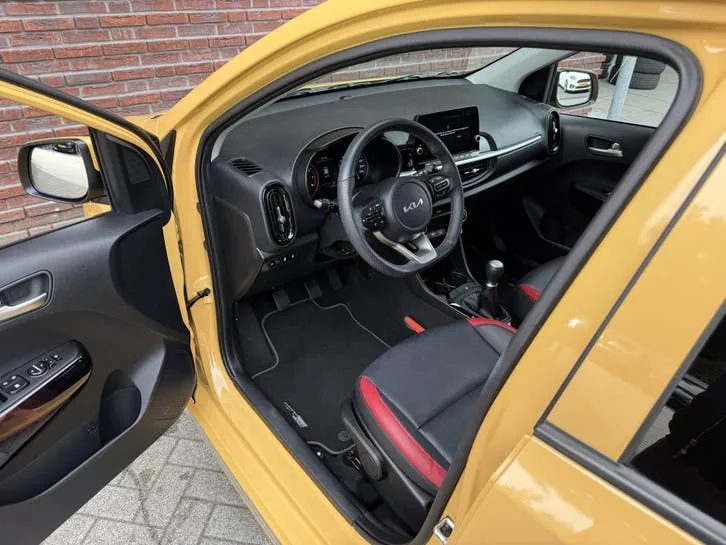 Kia Picanto 2024 photo 3