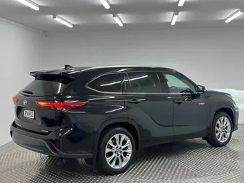 Toyota Highlander 2024 photo 4
