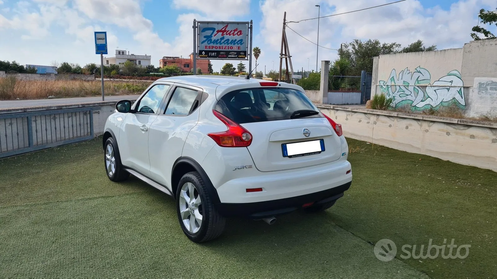 Nissan Juke 2012 photo 4