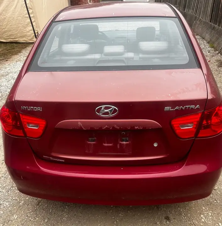 Hyundai Elantra 2009 photo 3