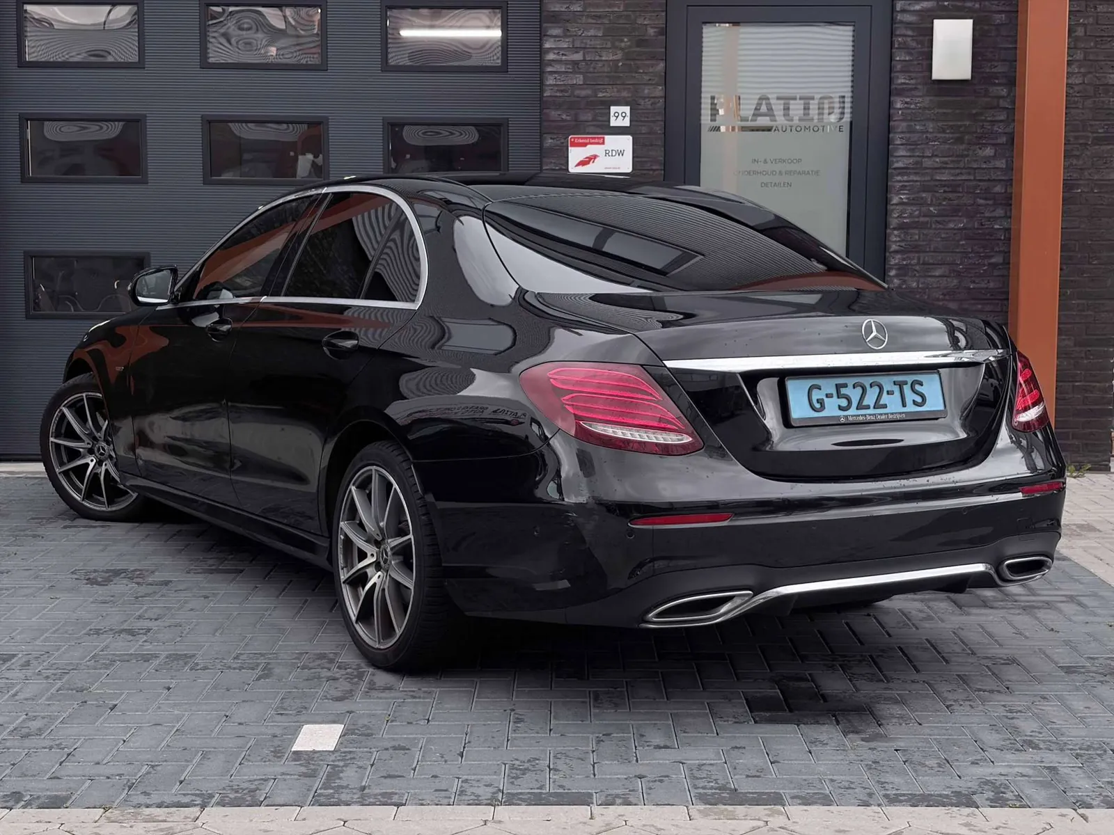 Mercedes-Benz E-Class 2019 photo 2
