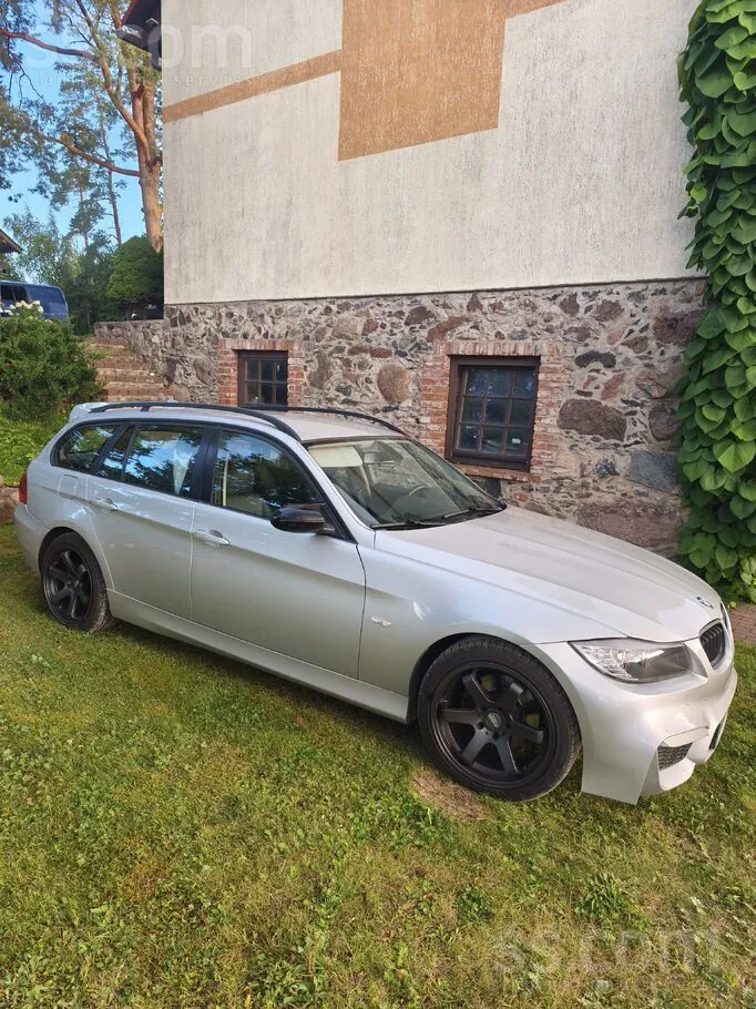 BMW 320 2008 photo 2