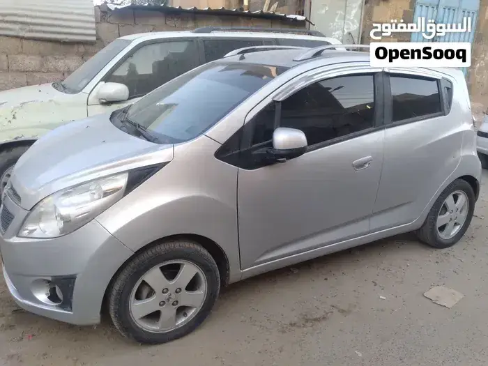 Chevrolet Spark 2012 photo 2
