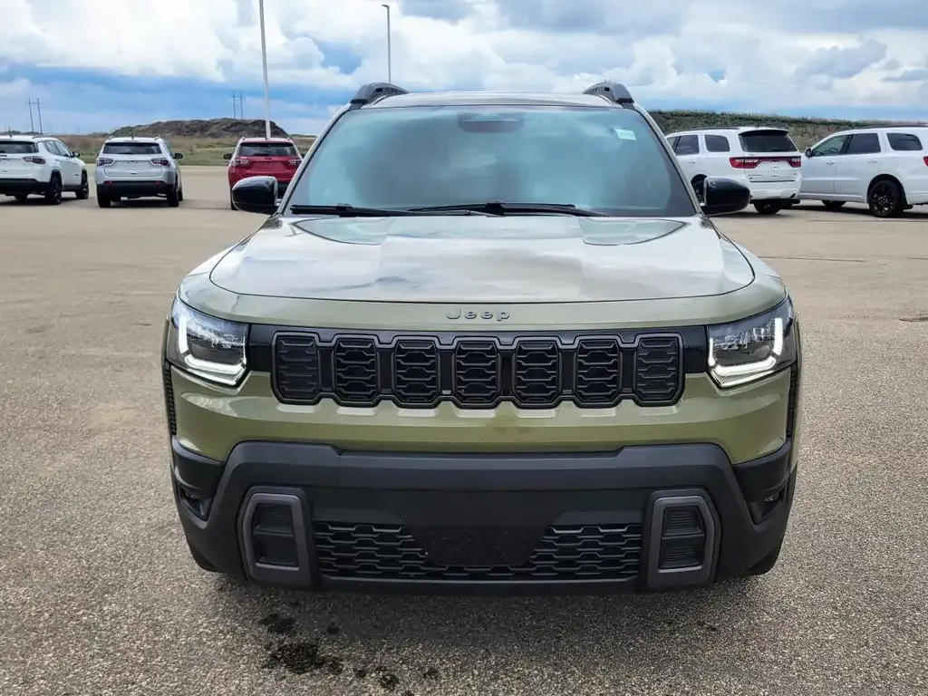 Jeep Cherokee 2026 photo 2