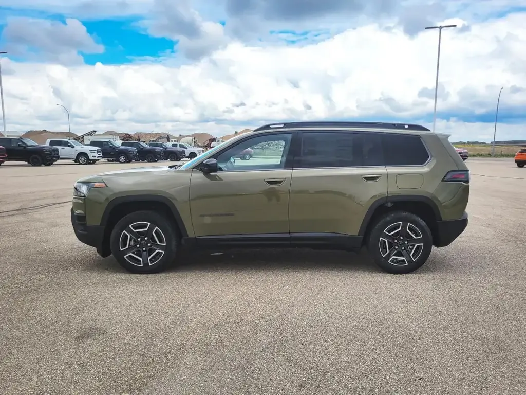 Jeep Cherokee 2026 photo 3