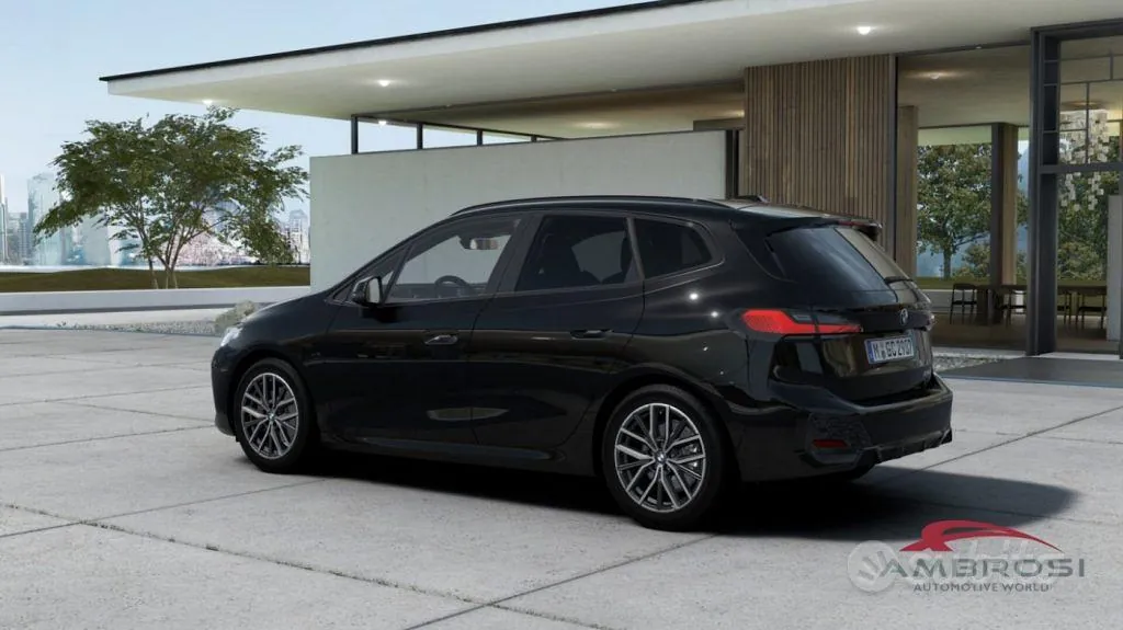 BMW 218 Serie 2 D Active Tourer 2026 photo 2