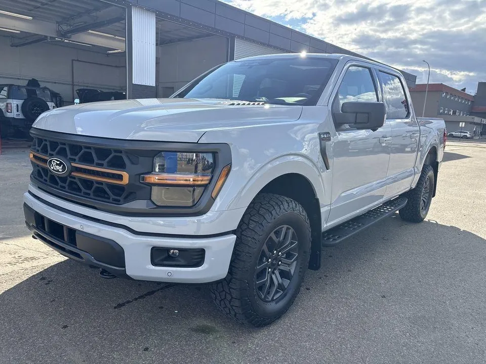 Ford F-150 2026 photo 2