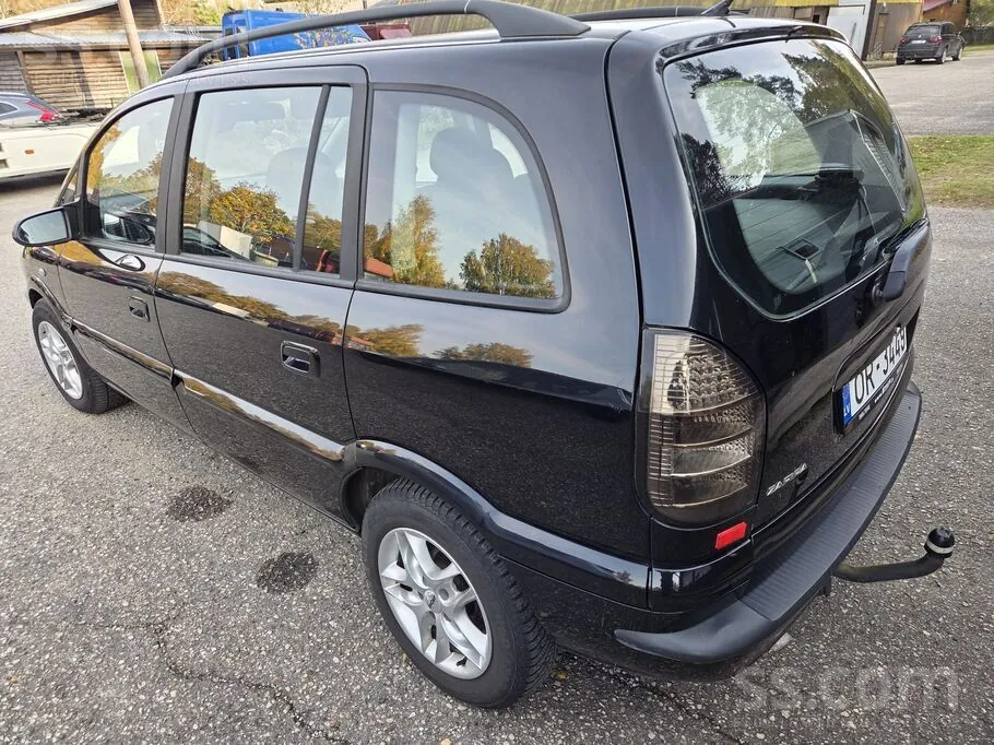 Opel Zafira 2004 photo 4