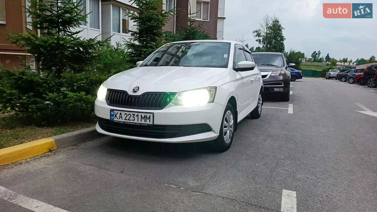 Skoda Fabia 2017 photo 2