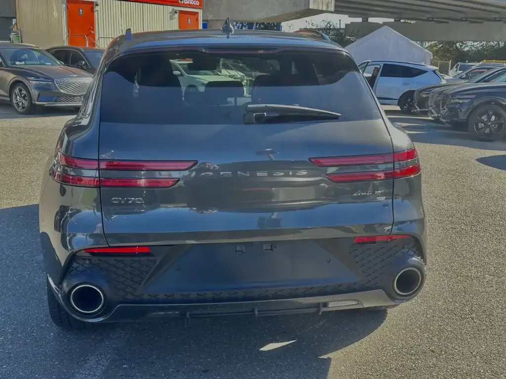 Genesis Gv70 2025 photo 4