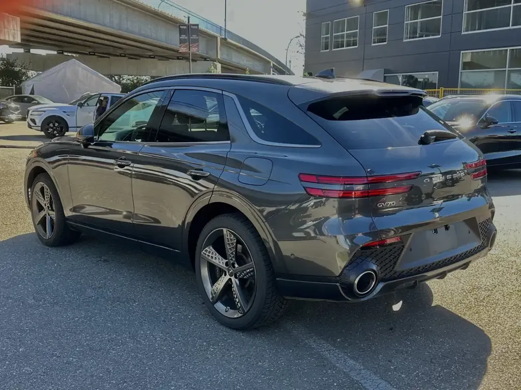 Genesis Gv70 2025 photo 5
