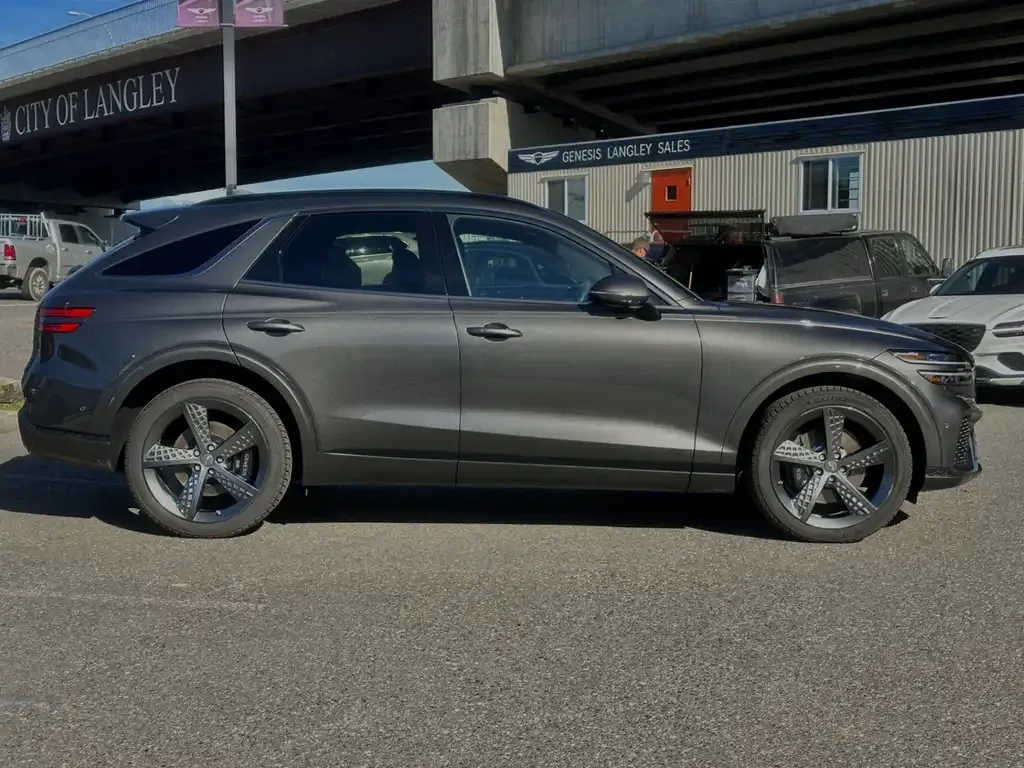 Genesis Gv70 2025 photo 2