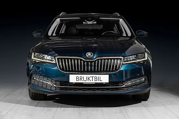 Skoda Superb 2023 photo 3