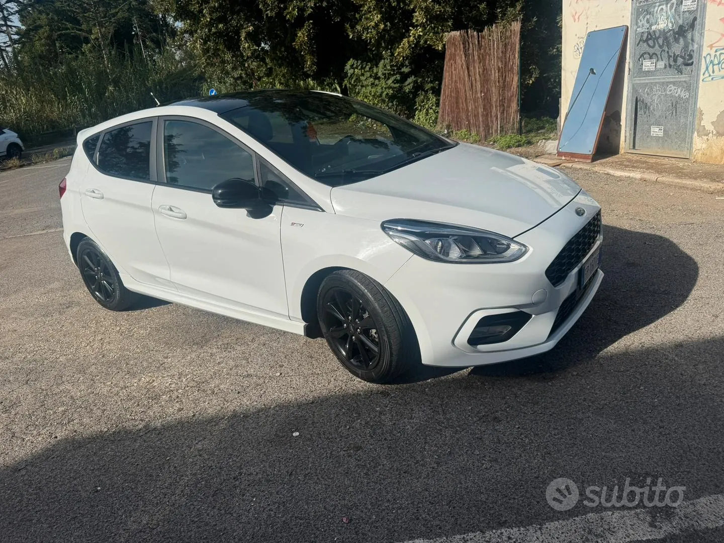 Ford Fiesta 2018 photo 2