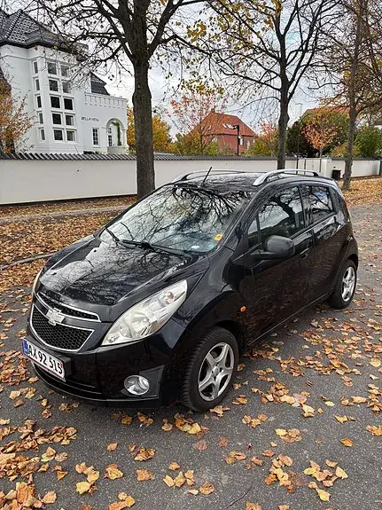 Chevrolet Spark 2010 photo 2