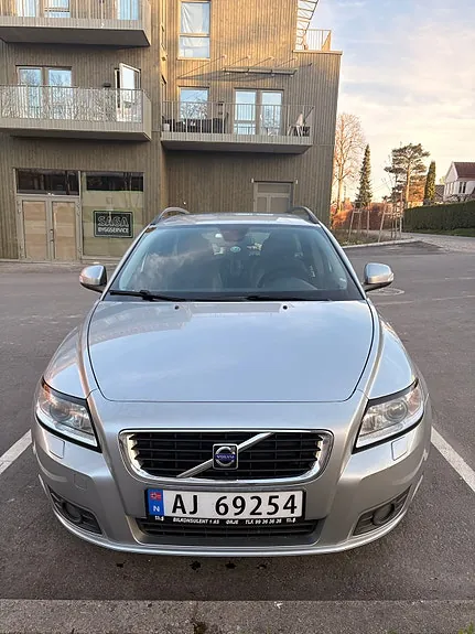 Volvo V50