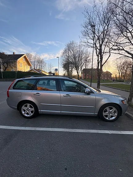 Volvo V50