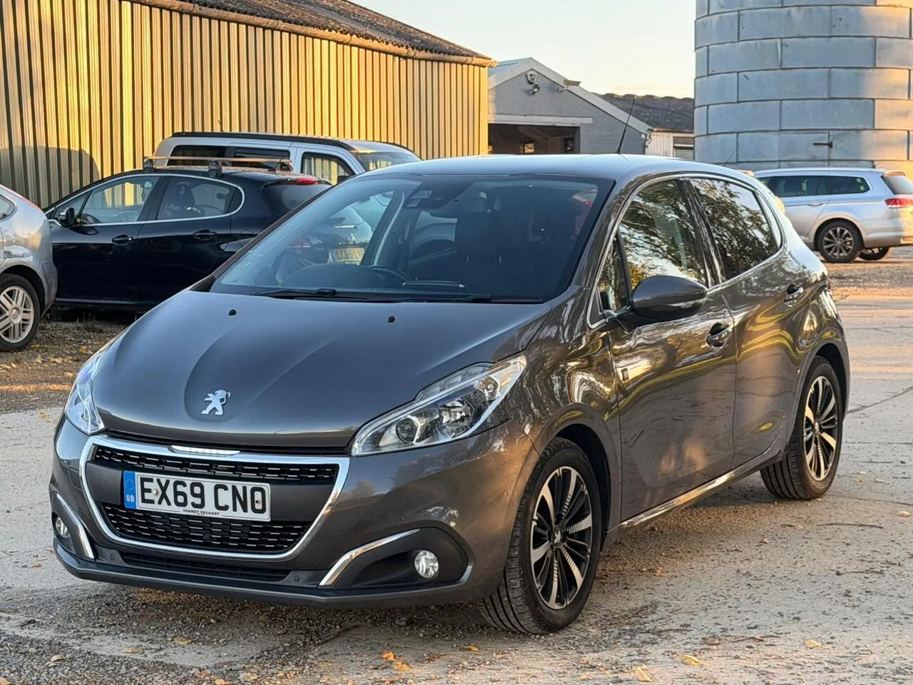 Peugeot 208 2019 photo 5