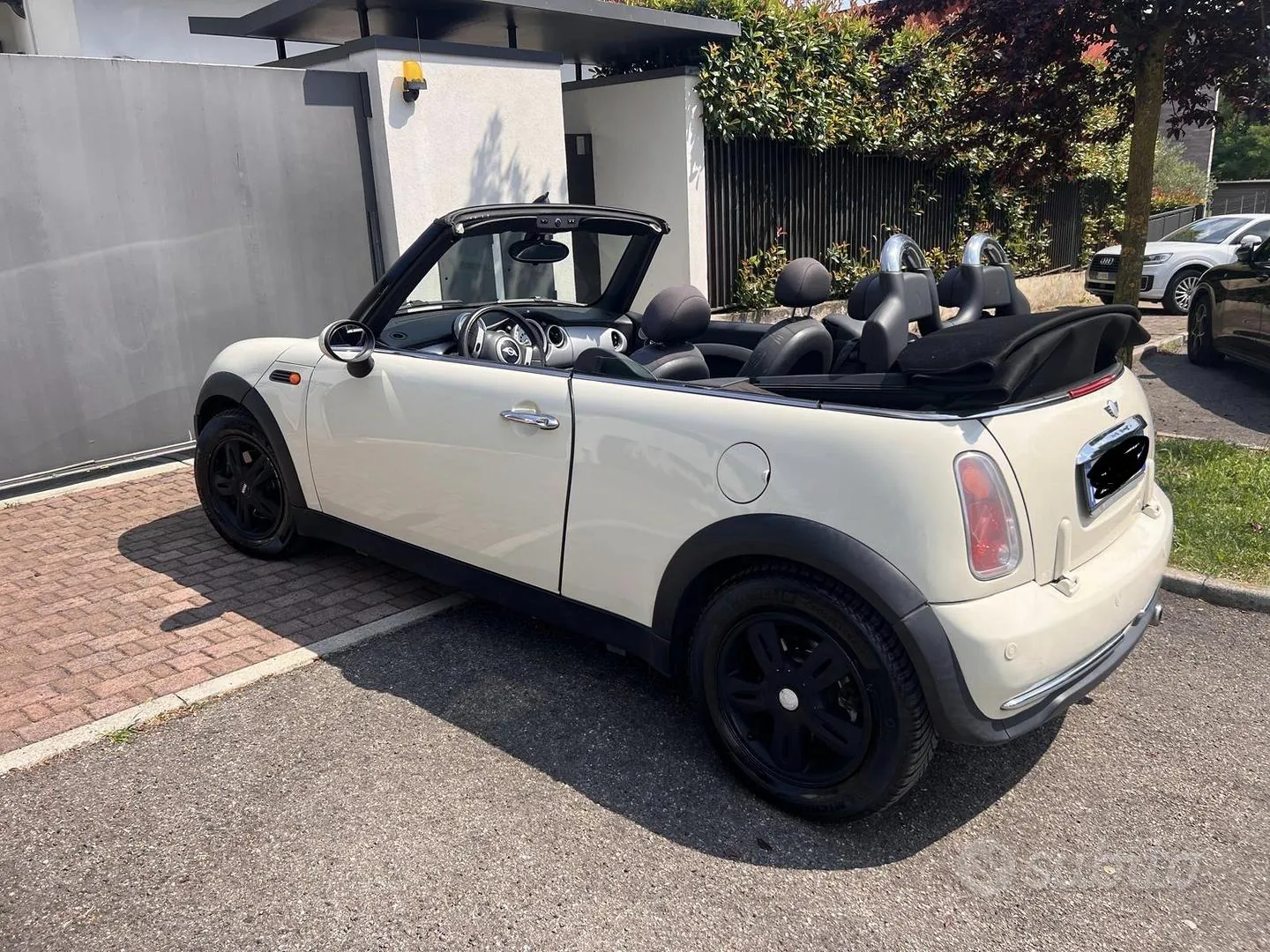 Mini Cabrio 2006 photo 2