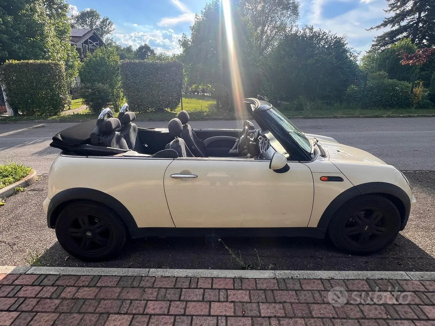 Mini Cabrio 2006 photo 4