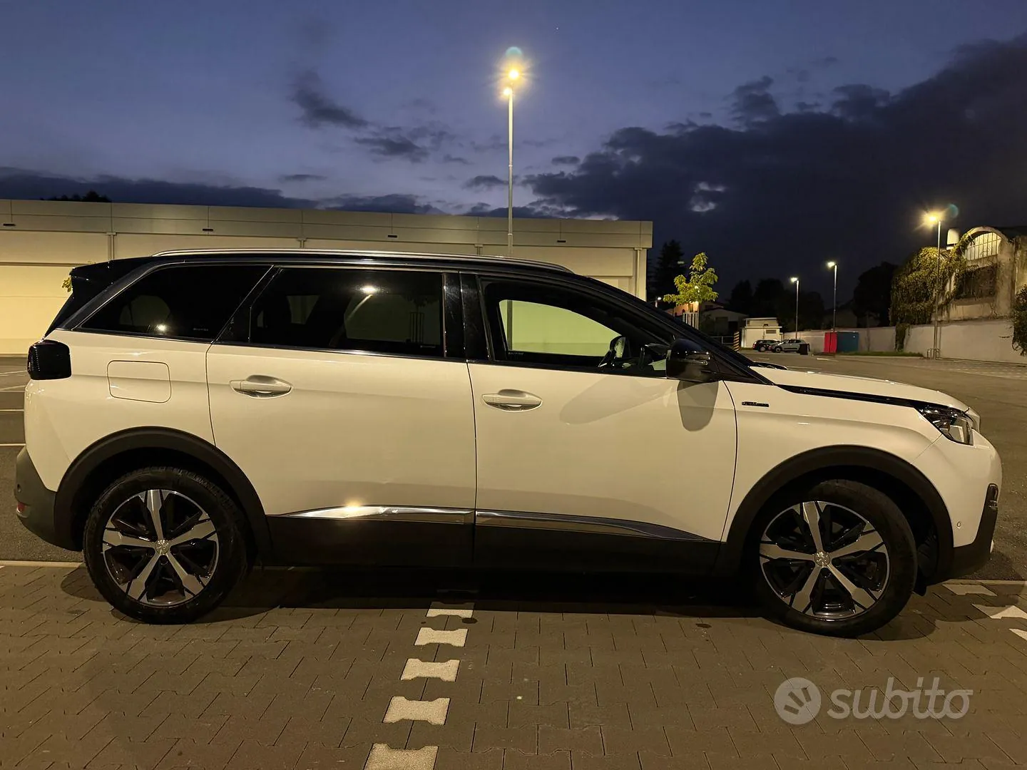 Peugeot 5008 2019 photo 4