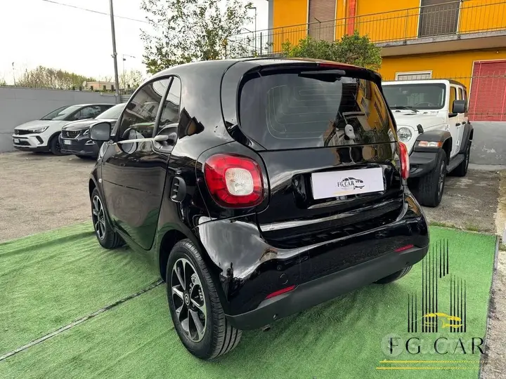 Smart Fortwo 2018 photo 4