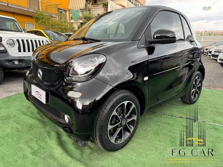 Smart Fortwo 2018 photo 2