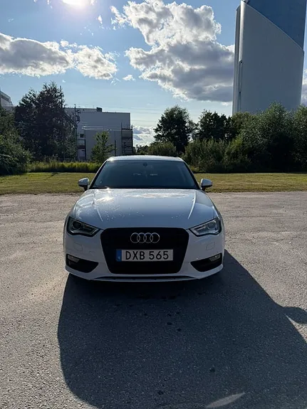 Audi A3 2015 photo 2