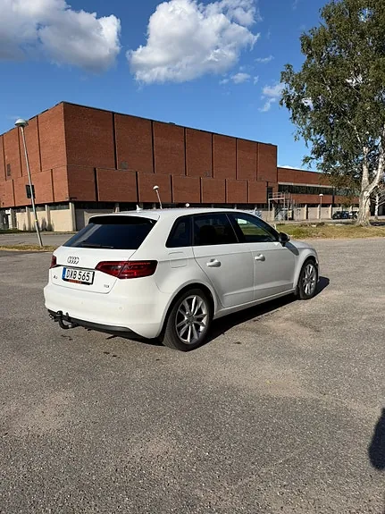 Audi A3 2015 photo 5