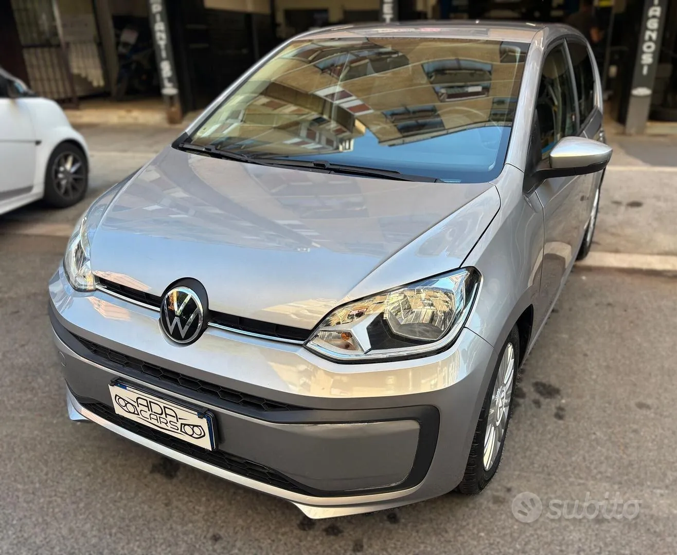 Volkswagen Up 2021 photo 3