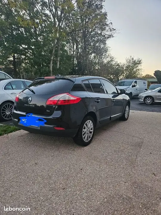 Renault Megane 2013 photo 2
