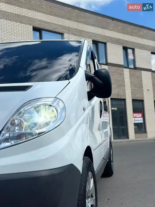 Renault Trafic 2007 photo 2